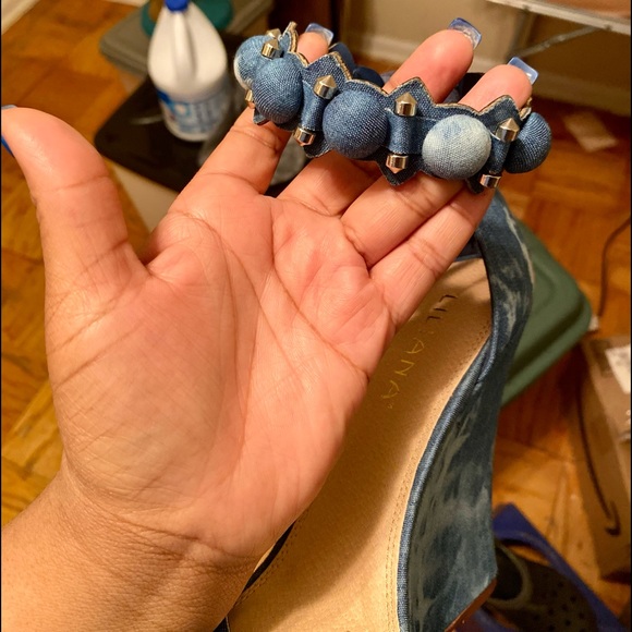 NWOT Denim wedge heels with beads - Picture 9 of 11